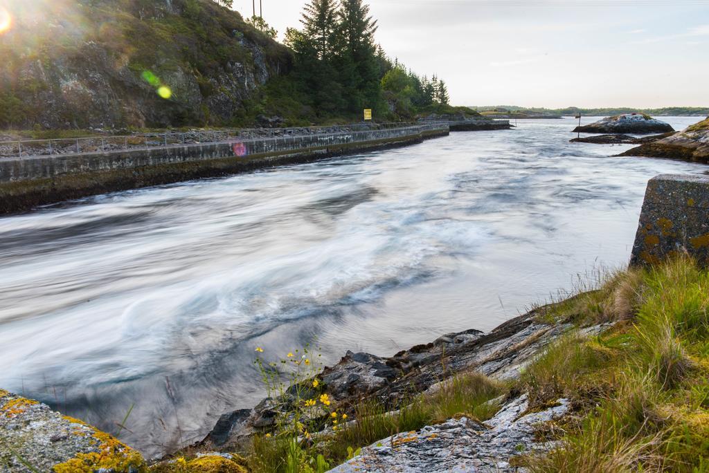 Dolmsundet Hotell Hitra Melandsjøen Екстериор снимка